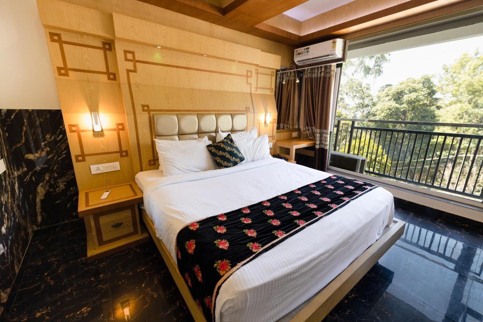 Parakkat Nature Resort Munnar Buitenkant foto